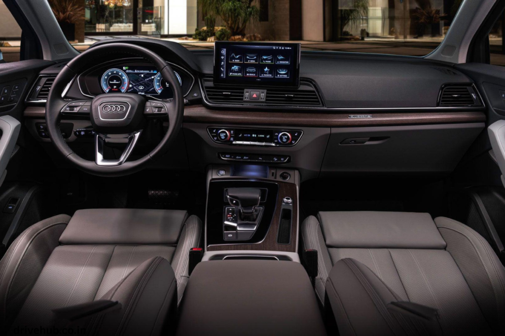 Audi Q5 interior virtual cockpit premium dashboard